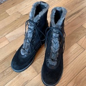 Like New Stuart Weitzman Fur Lined Ankle Booties